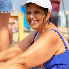 Galeria - Imagem 11 da Bom tempo leva utentes do Lar e de CACI at� � praia