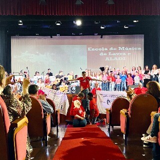 Imagem da ALADI no Sarau da Escola de M�sica de Lavra