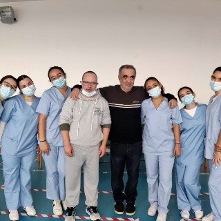 Imagem da Jovens volunt�rias da escola Boa Nova colaboram na ALADI