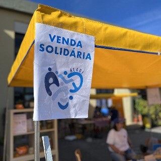 Imagem da Venda solid�ria na Festa do Agrupamento de Escolas de Lavra