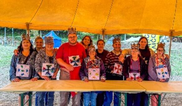 Mergulh�mos no esp�rito medieval em Le�a do Balio