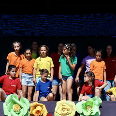Galeria - Imagem 7 da Festival de Dan�as e Cantares: 10 anos a diminuir a diferen�a 